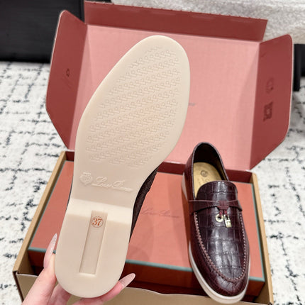 LP 26S SUMMER CHARMS WALK LOAFER IN DARK BROWN CROCODILE CALFSKIN GOLD HARDWARE