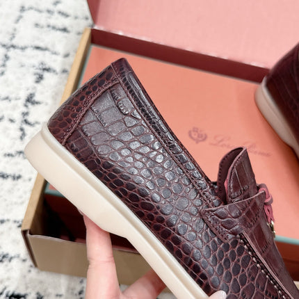LP 26S SUMMER CHARMS WALK LOAFER IN DARK BROWN CROCODILE CALFSKIN GOLD HARDWARE