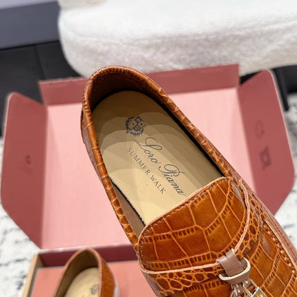 LP 26S SUMMER CHARMS WALK LOAFER IN CARAMEL BROWN CROCODILE CALFSKIN GOLD HARDWARE