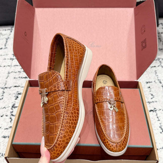 LP 26S SUMMER CHARMS WALK LOAFER IN CARAMEL BROWN CROCODILE CALFSKIN GOLD HARDWARE