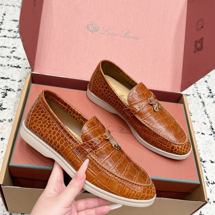 LP 26S SUMMER CHARMS WALK LOAFER IN CARAMEL BROWN CROCODILE CALFSKIN GOLD HARDWARE