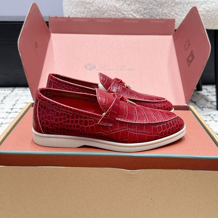 LP 26S SUMMER CHARMS WALK LOAFER IN DARK RED CROCODILE CALFSKIN GOLD HARDWARE