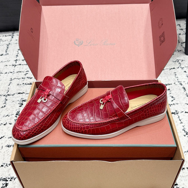 LP 26S SUMMER CHARMS WALK LOAFER IN DARK RED CROCODILE CALFSKIN GOLD HARDWARE