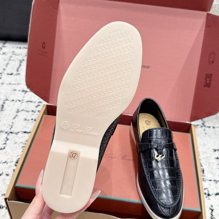 LP 26S SUMMER CHARMS WALK LOAFER IN BLACK CROCODILE CALFSKIN GOLD HARDWARE