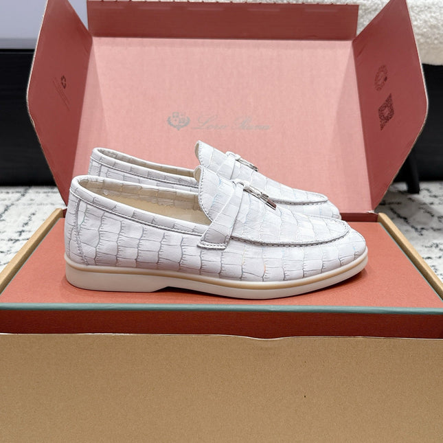 LP 26S SUMMER CHARMS WALK LOAFER IN WHITE CROCODILE CALFSKIN SILVER HARDWARE