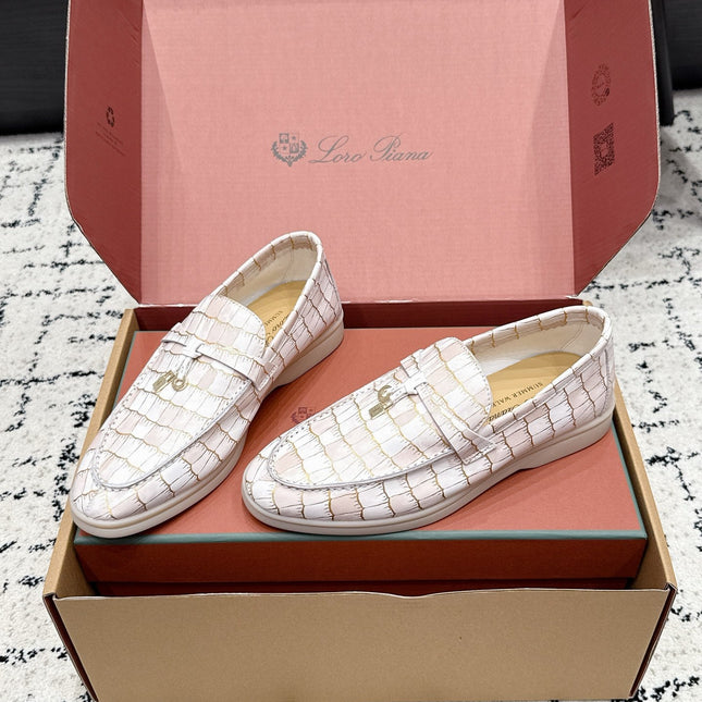 LP 26S SUMMER CHARMS WALK LOAFER IN WHITE CROCODILE CALFSKIN GOLD HARDWARE