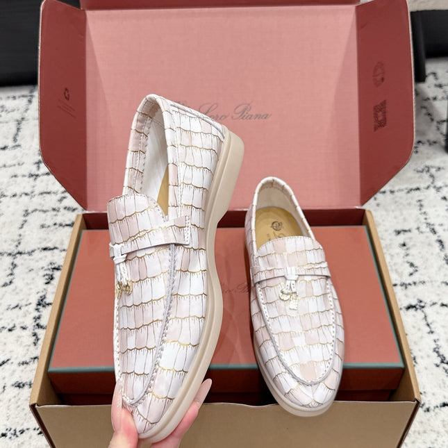 LP 26S SUMMER CHARMS WALK LOAFER IN WHITE CROCODILE CALFSKIN GOLD HARDWARE