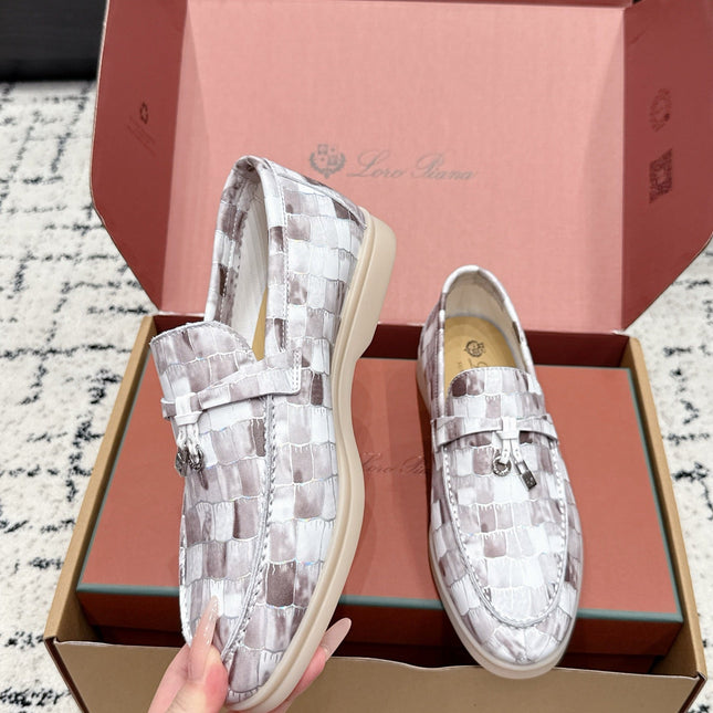 LP 26S SUMMER CHARMS WALK LOAFER IN PURPLE GRAY CROCODILE CALFSKIN SILVER HARDWARE