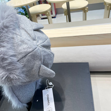 TRAPPER HAT IN SHARK GRAY SUEDE AND LAMB FUR 429973