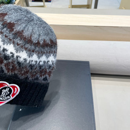 BEANIE HAT IN COLORFUL WOOL 438145