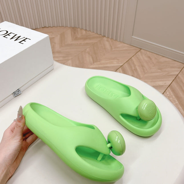 LOEWE 26S PEBBLE TOE-POST SLIDES IN LIGHT GREEN EVA