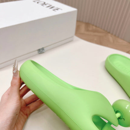 LOEWE 26S PEBBLE TOE-POST SLIDES IN LIGHT GREEN EVA