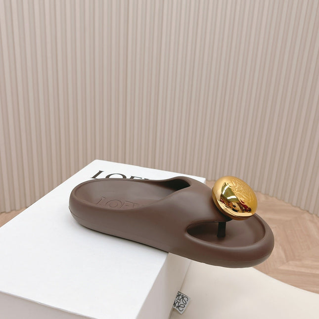 LOEWE 26S PEBBLE TOE-POST SLIDES IN DARK BROWN EVA GOLD HARDWARE