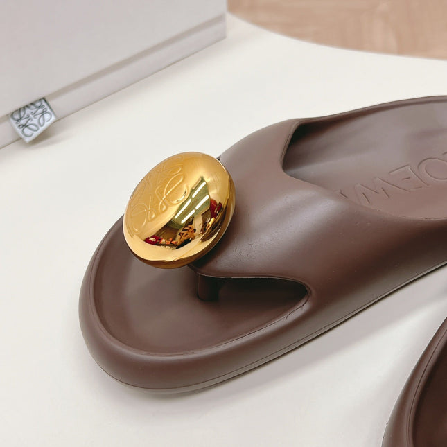 LOEWE 26S PEBBLE TOE-POST SLIDES IN DARK BROWN EVA GOLD HARDWARE