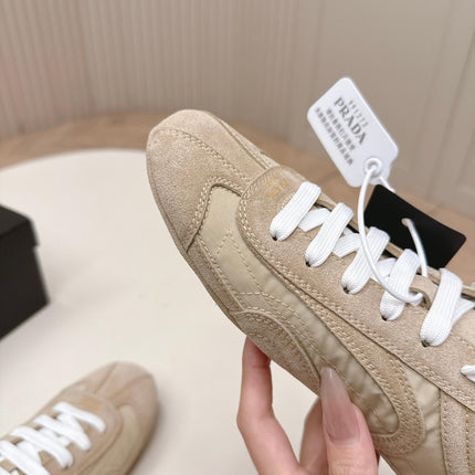PRADA 26S SNEAKERS IN LIGHT BROWN QUILTED NYLON AND SUEDE
