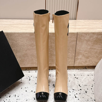 CHANEL 26S KNEE HIGH BOOTS 70 MM IN BEIGE CALFSKIN AND BLACK PATENT