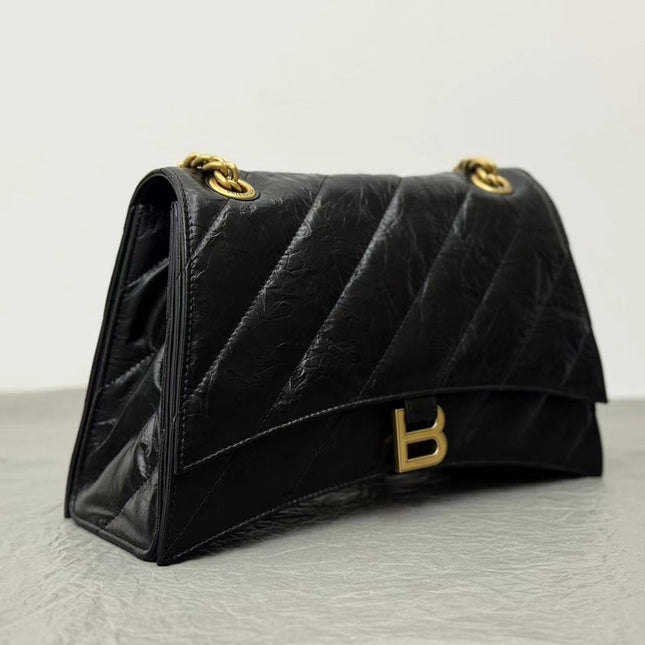 CRUSH MEDIUM CHAIN BAG 31 IN BLACK QUILTED CRUSHED CALFSKIN GOLD HARDWARE