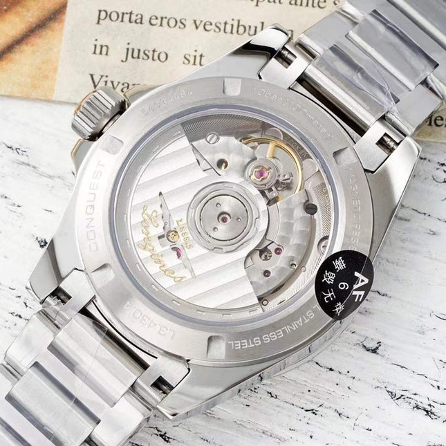 CONQUEST WATCH SILVER CASE WITH JUNGLE GREEN DIAL