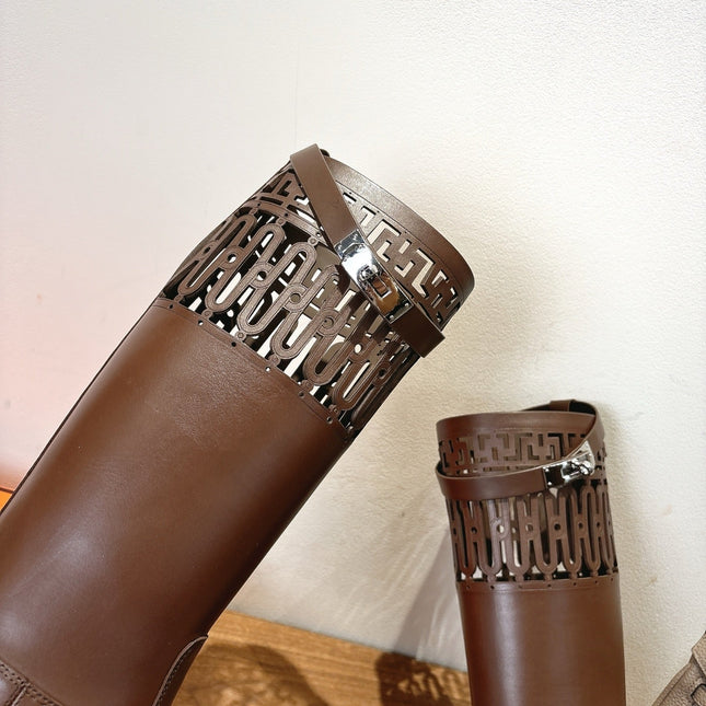 HM 26S PERFORATED HIGH-TOP BOOTS IN BROWN CALFSKIN