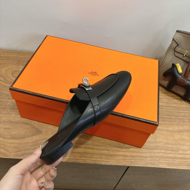 HM 26S KELLY MULE IN BLACK CALFSKIN SILVER HARDWARE
