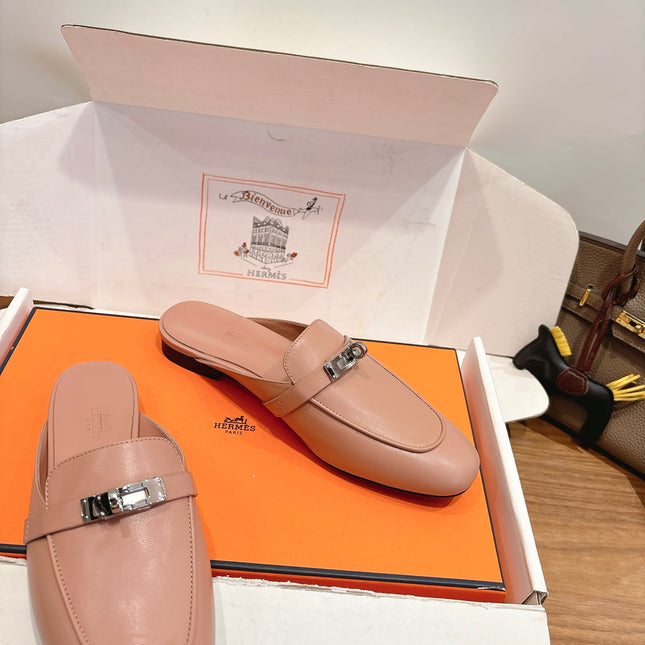 HM 26S KELLY MULE IN NUDE PINK CALFSKIN SILVER HARDWARE