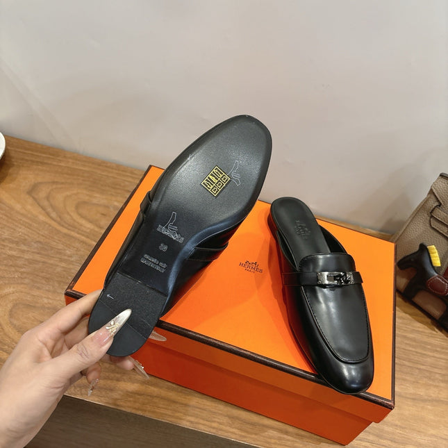 HM 26S KELLY MULE IN BLACK CALFSKIN BLACK HARDWARE