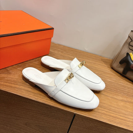 HM 26S KELLY MULE IN WHITE CALFSKIN GOLD HARDWARE
