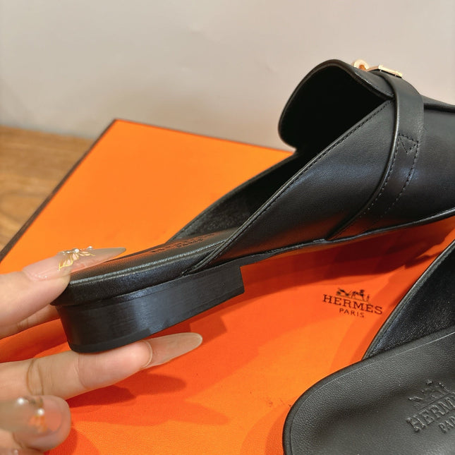 HM 26S KELLY MULE IN BLACK CALFSKIN GOLD HARDWARE
