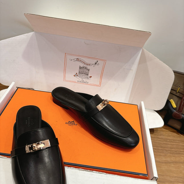 HM 26S KELLY MULE IN BLACK CALFSKIN GOLD HARDWARE