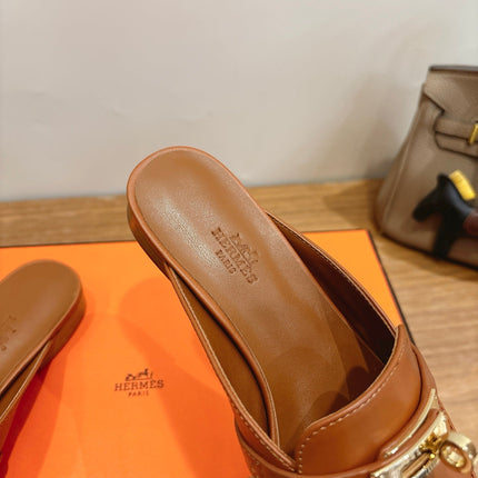 HM 26S KELLY MULE IN CARAMEL BROWN CALFSKIN GOLD HARDWARE