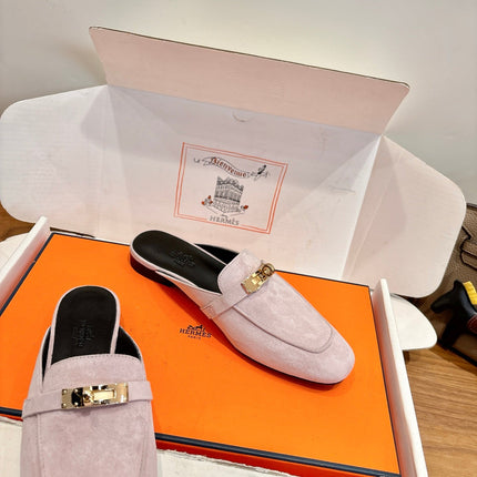 HM 26S OZ MULE IN LIGHT PINK SUEDE GOLD HARDWARE