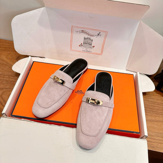 HM 26S OZ MULE IN LIGHT PINK SUEDE GOLD HARDWARE
