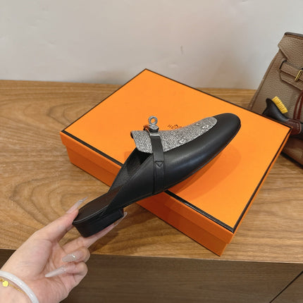 HM 26S OZ MULE IN BLACK CALFSKIN AND GREY CANVAS SILVER HARDWARE
