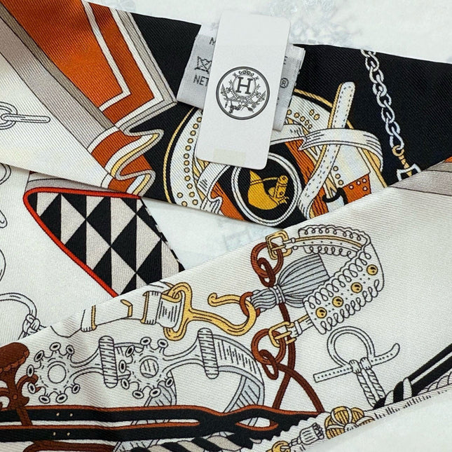 HERMES 25S SCARF 90 IN SILK 853148