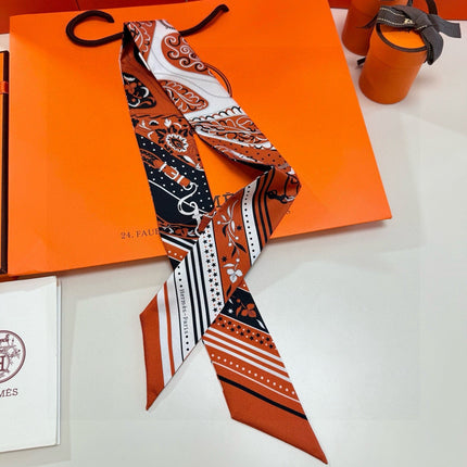 HERMES 26S TWILLY SCARF 86 IN SILK 500093