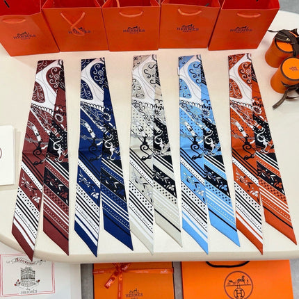 HERMES 26S TWILLY SCARF 86 IN SILK 500096
