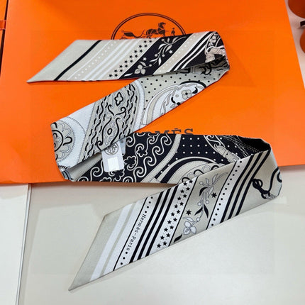 HERMES 26S TWILLY SCARF 86 IN SILK 500097