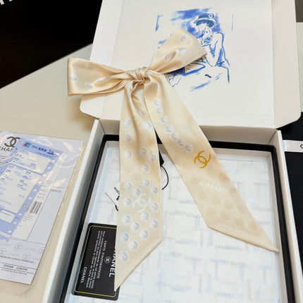 CHANEL 26S TWILLY SCARF 120 IN SILK 500091