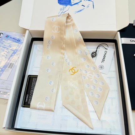 CHANEL 26S TWILLY SCARF 120 IN SILK 500091