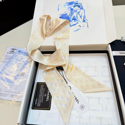 CHANEL 26S TWILLY SCARF 120 IN SILK 500091