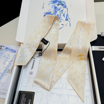 CHANEL 26S TWILLY SCARF 120 IN SILK 500091
