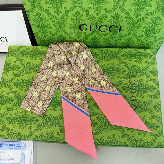 GUCCI 26S SCARF 90 IN SILK 289039