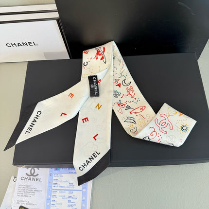 CHANEL 26S TWILLY SCARF 120 IN SILK 485184