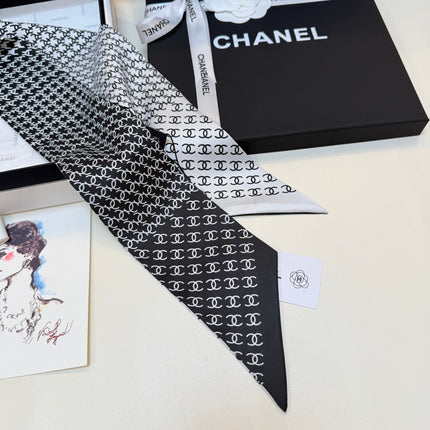 CHANEL 26S TWILLY SCARF 120 IN SILK 502613