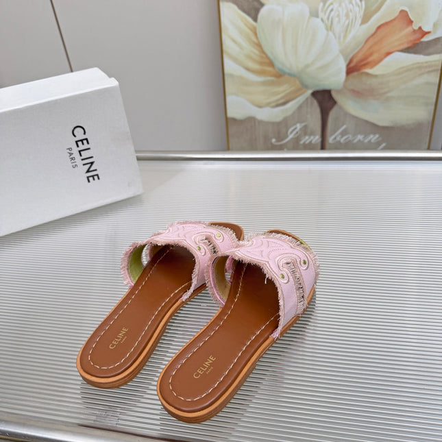 CELINE 26S TRIOMPHE SLIDE SANDALS IN NUDE PINK CANVAS