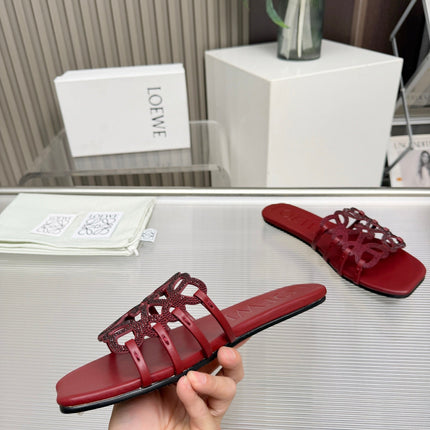 LOEWE 26S FLAT SANDALS IN DARK RED CALFSKIN WITH CRYSTALS