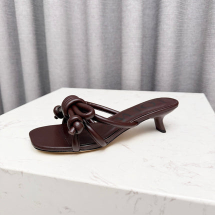LOEWE 26S KITTEN HEEL KNOT SANDALS 45MM IN DARK BROWN CALFSKIN