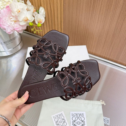 LOEWE 26S PETAL ANAGRAM SLIDE IN DARK BROWN SOFT CALFSKIN