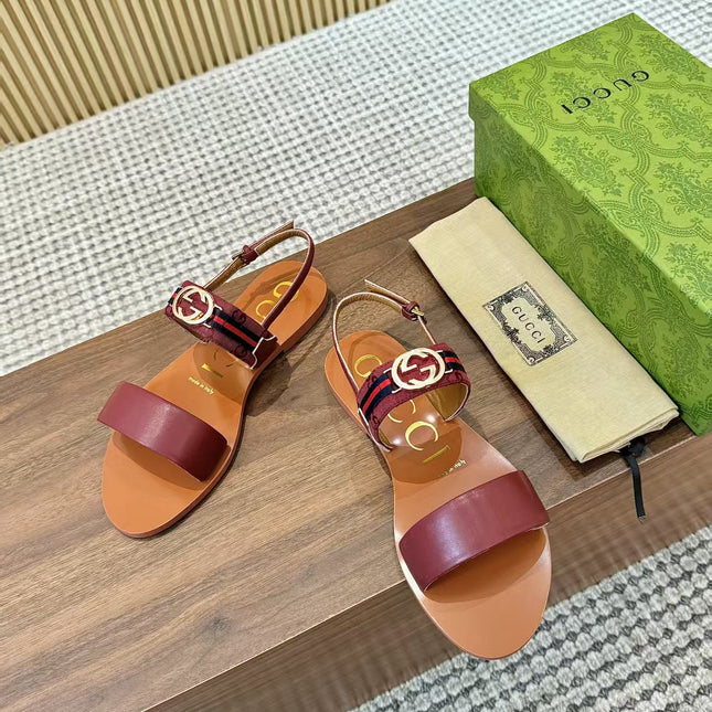 GUCCI 26S STRAP FLAT SANDALS IN BURGUNDY RED CALFSKIN GOLD HARDWARE