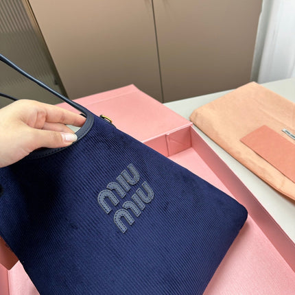 IVY TOTE BAG 34 IN NAVY CORDUROY
